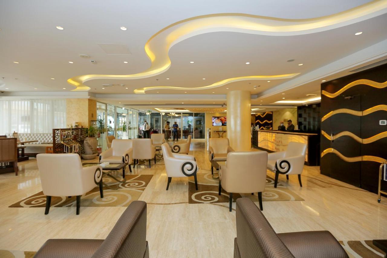 Ivory Grand Hotel Apartamentos Dubái Exterior foto