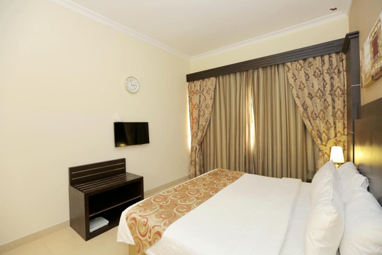 Ivory Grand Hotel Apartamentos Dubái Exterior foto